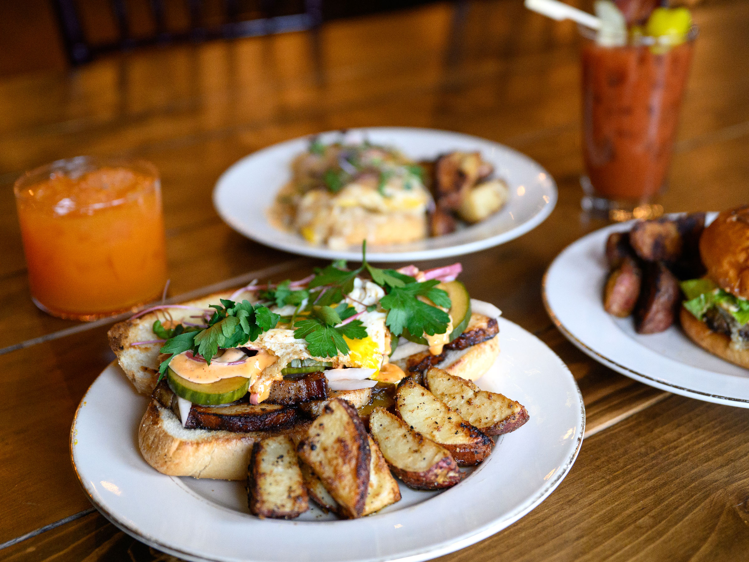 First Bite: Sampling Farmers & Foragers Hillside at the Old Lantern Events Barn