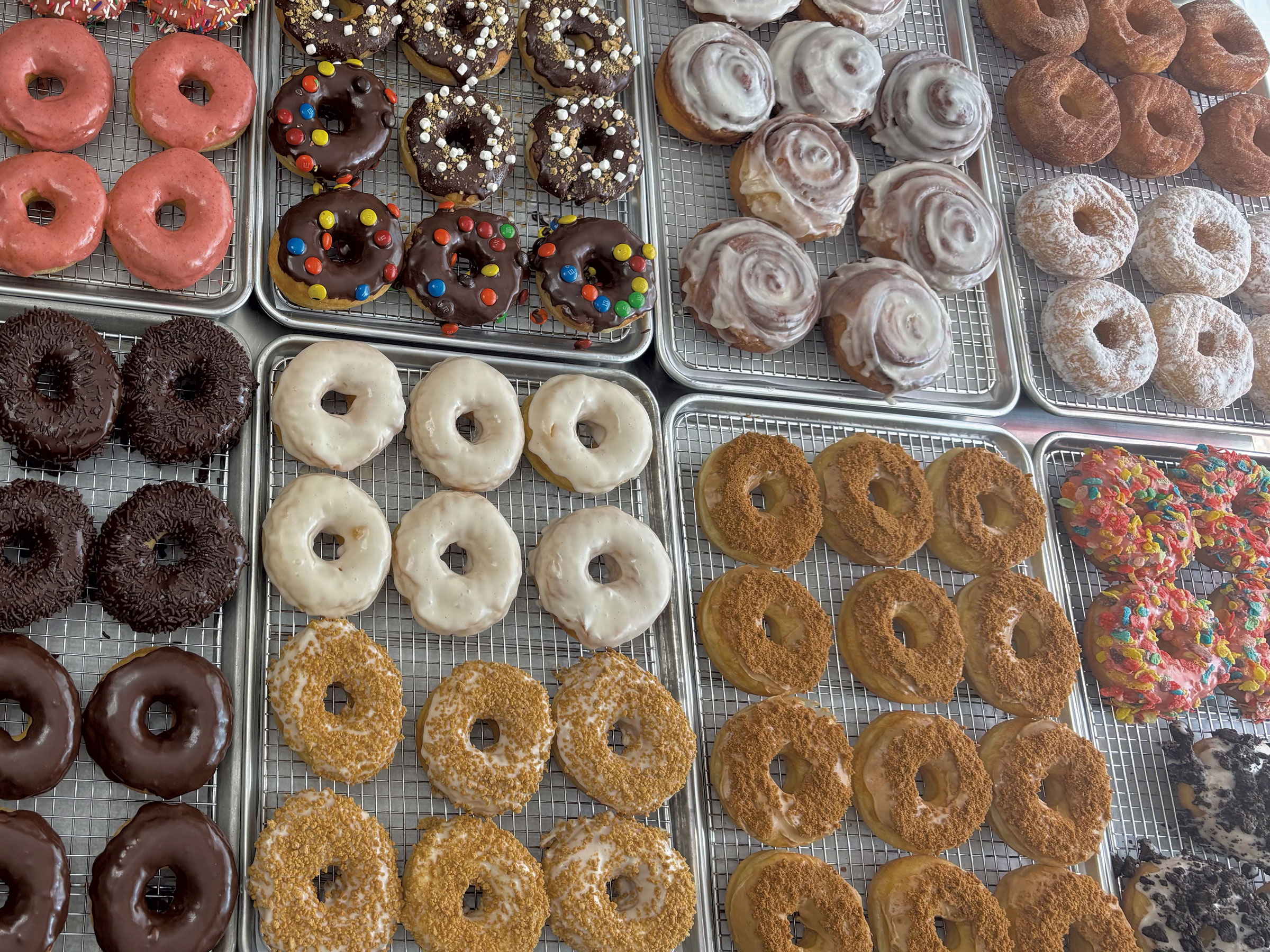 Glazed Donuts in Essex Will Share Space With Leo & Co.